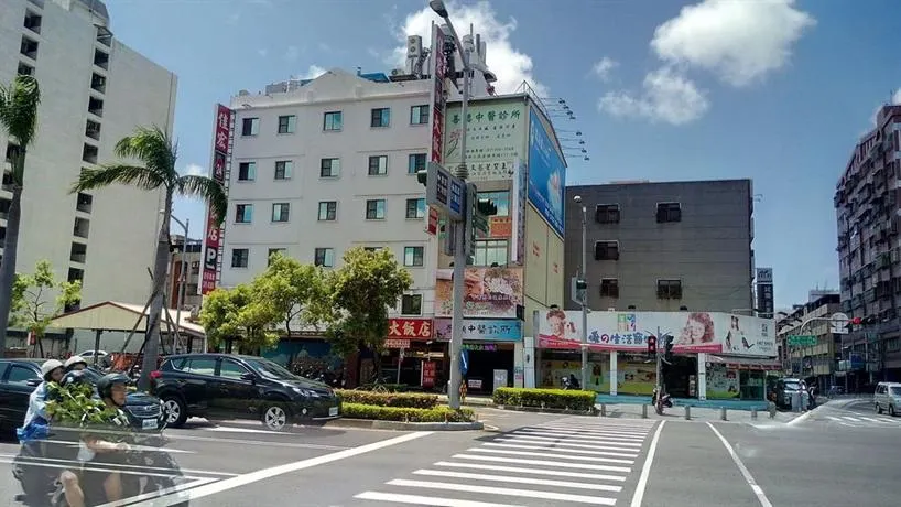 Jia Hong Hotel - Image 1
