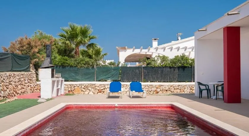 Villa en Menorca - Image 1