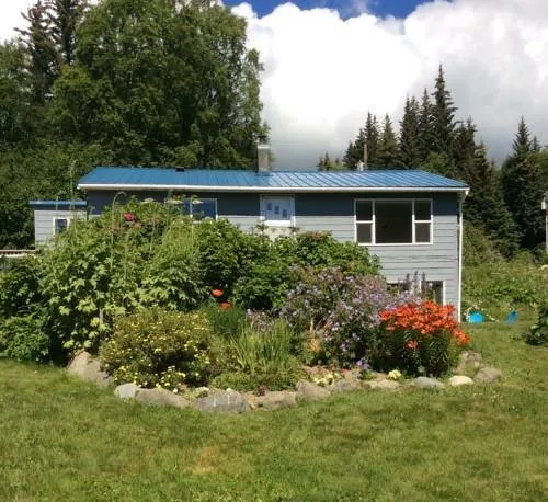 Alaska Holiday Homes - Image 1