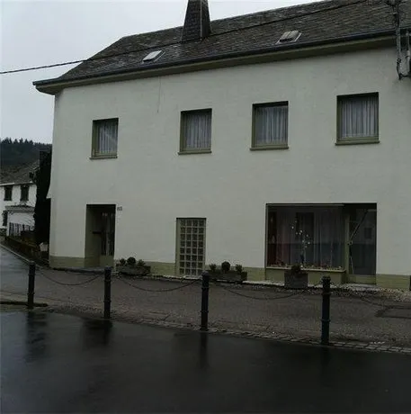 Ten Huize Rebecca - Image 1