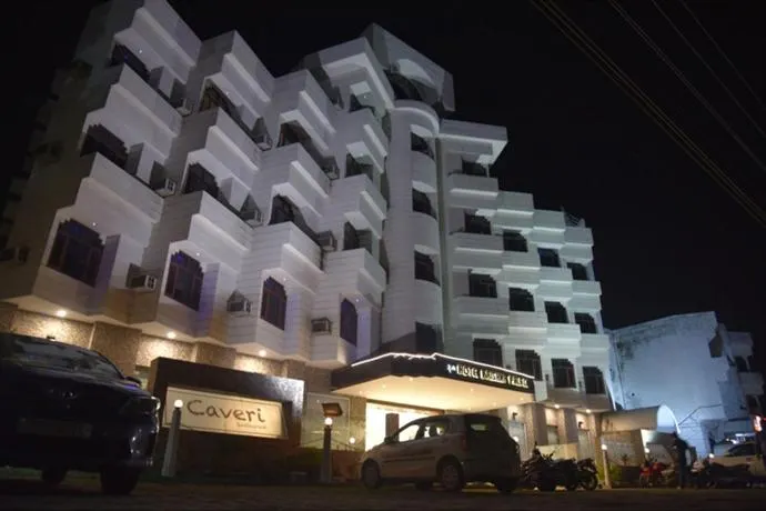 Hotel Krishna Palace - Image 1