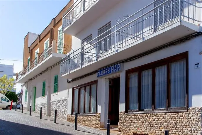 Hostal Flores - Image 1