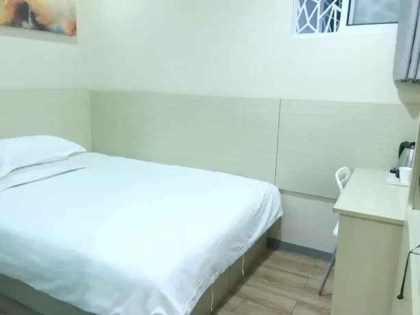 Hi Inn Shanghai Linfen Road - Image 1