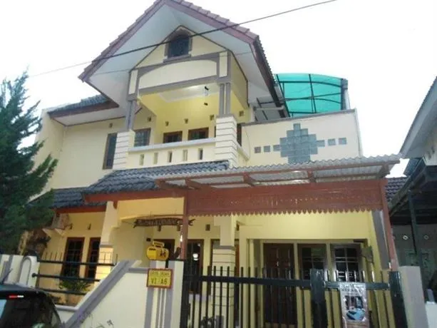 Rumah Kerabat Homestay - Image 1