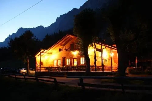 Berghotel Steinbock - Image 1
