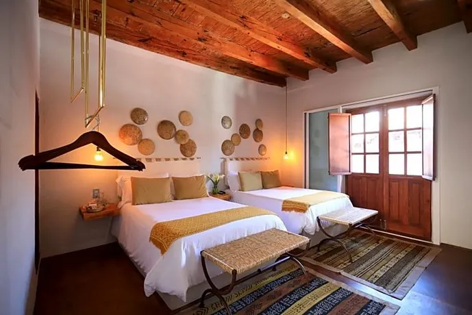 Casona Dorada Hotel - Image 1