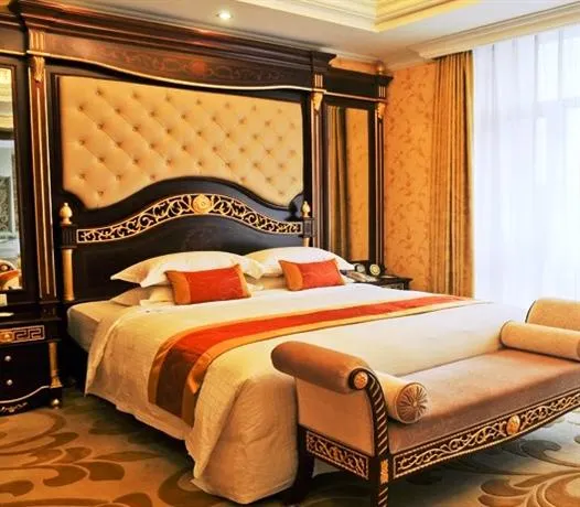 Paradise Resort - Image 1