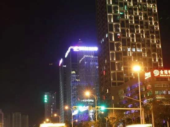 Tangzhi Hotel - Image 1