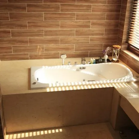 Chuan Jia Courtyard Hotel - Image 1