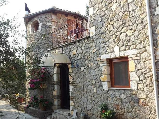 Musician's Round House & Castello - Image 1