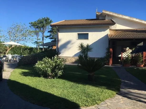 Casa Vacanze Gli Oleandri - Image 1