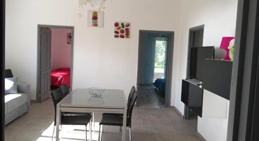 Casa Serena 2 - Image 1