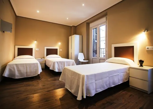 Apartamentos Felipe VI - Image 1