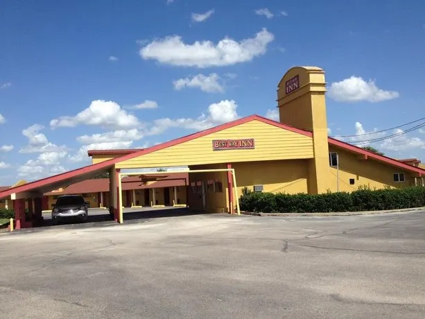 Best Way Inn - Image 1