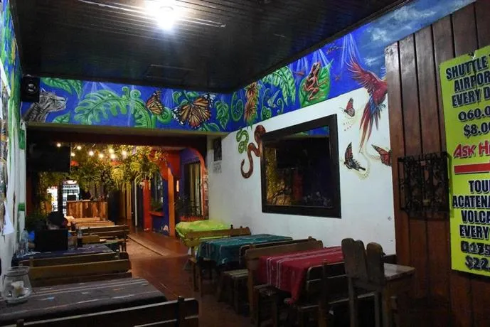Hostal Banana Azul - Image 1