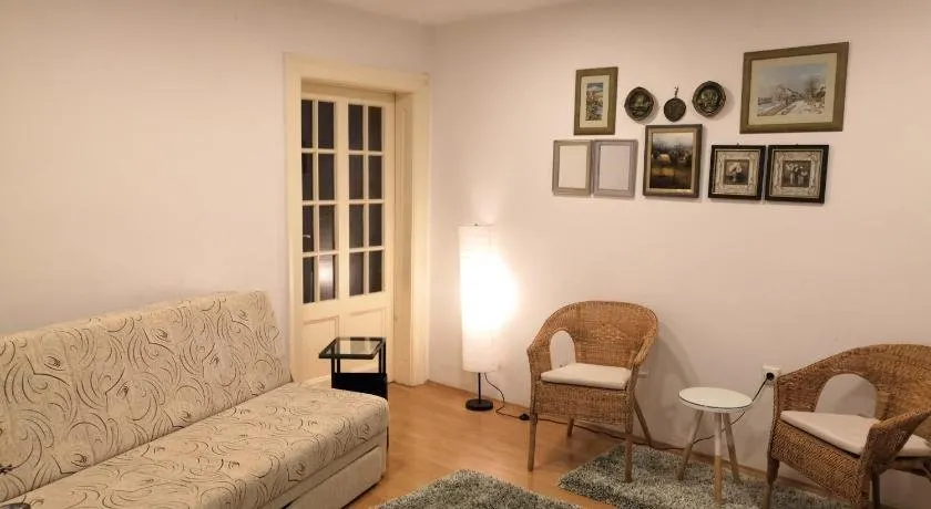 Apartment Beauty - Image 1