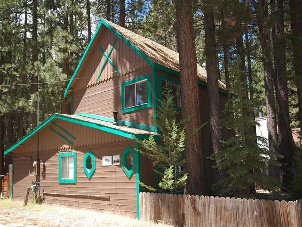 2661 Knox Avenue - Image 1