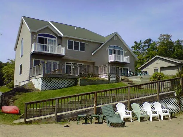 Lake George Suites - Image 1