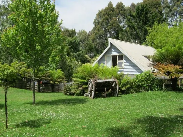 Hide-Away Cottage Retreat - Image 1