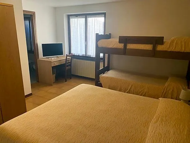 Hotel La Perla - Image 1
