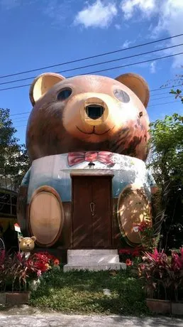Honey Bear Bed And Breakfast - Image 1