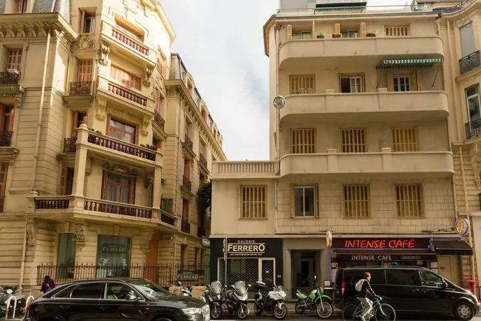 Cote Mer Nice - Image 1
