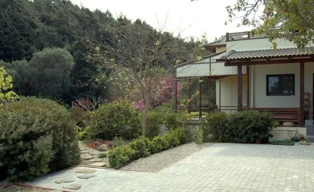 Serene retreat - Image 1