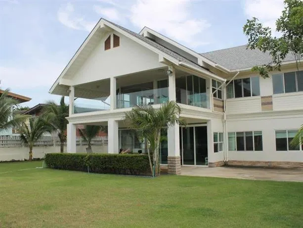 Bangsaen Methaporn Residence - Image 1