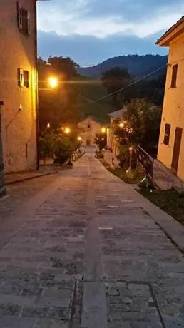Ostello Podesteria di Gombola - Image 1