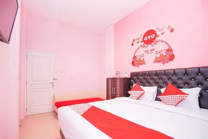 OYO 223 Penginapan Nabila - Image 1