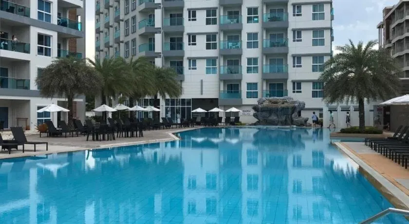 Grand Blue 181/8 - Image 1