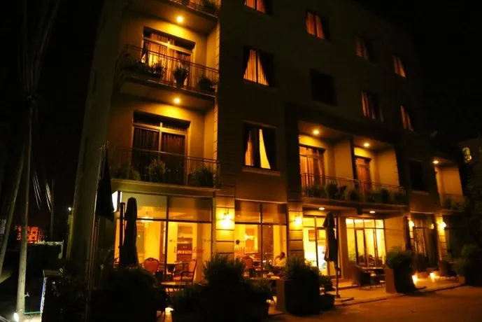 Bagy Hotel and Resort - Image 1