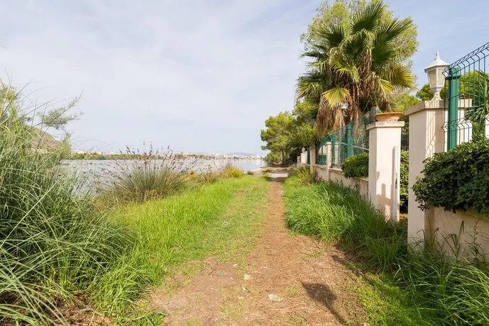 The Lake House Puerto de Alcudia - Image 1