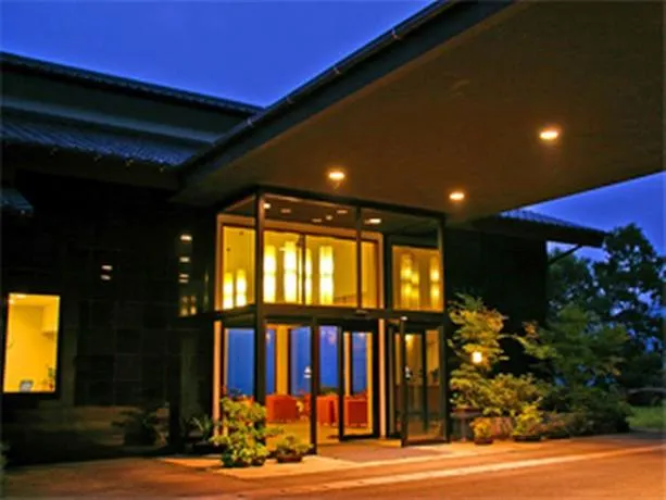 Wafu Ryokan Hanamomiji - Image 1