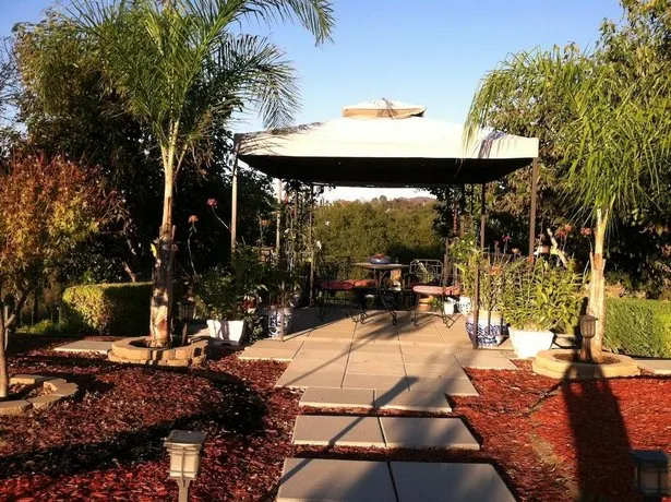 Avocado Wine Country Estate - Image 1