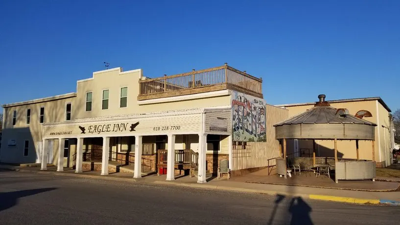 Eagle Inn Motel - Image 1