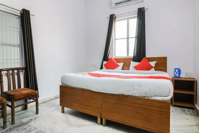 Hotel Nand Palace by OYO Rooms - Image 1