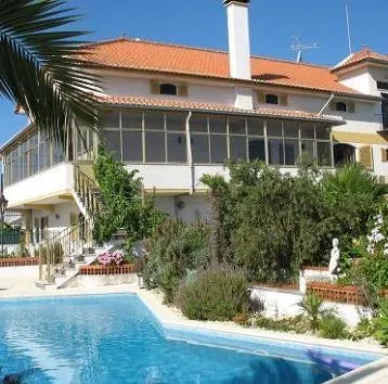 Hotel De Charme Os Dois Galos - Image 1