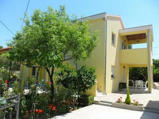 Apartment Adrian - Image 1