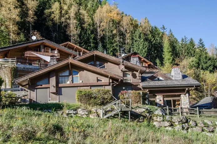 Chalet Panorama - Image 1