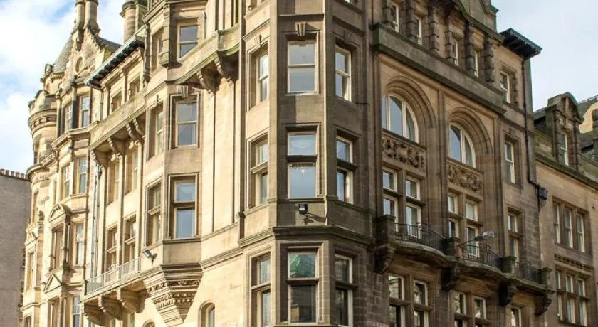 Royal Mile Mansions 14 - Image 1