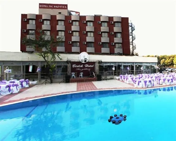 Birlik Hotel - Image 1