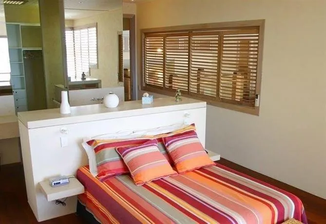 78 Noosa Parade - Image 1
