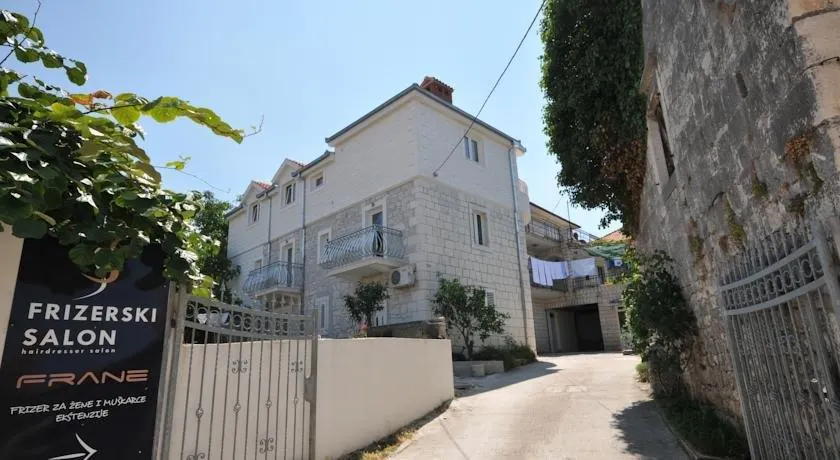 Villa Dante - Image 1
