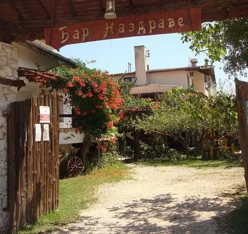 Hotel Bar Nazdrave - Image 1