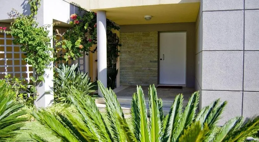 Villa Lake View - Image 1
