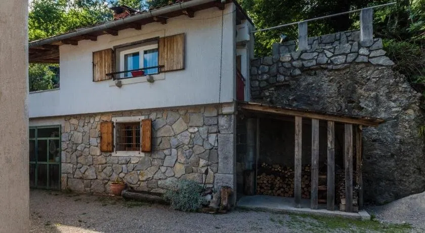 Idyllic Holiday House For Two - Image 1