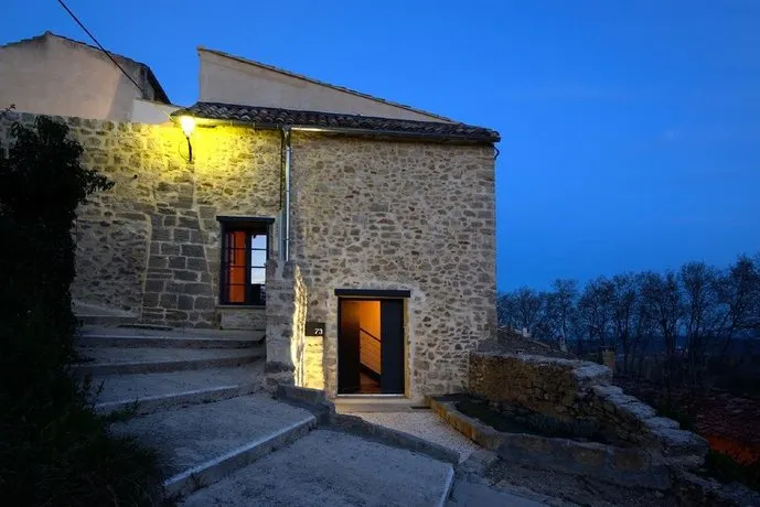 LES GALETS, ENJOY LUBERON LIFESTYLE - Image 1