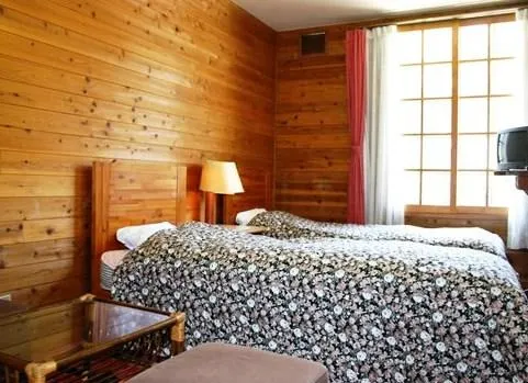 Hutte Kamoshika - Image 1