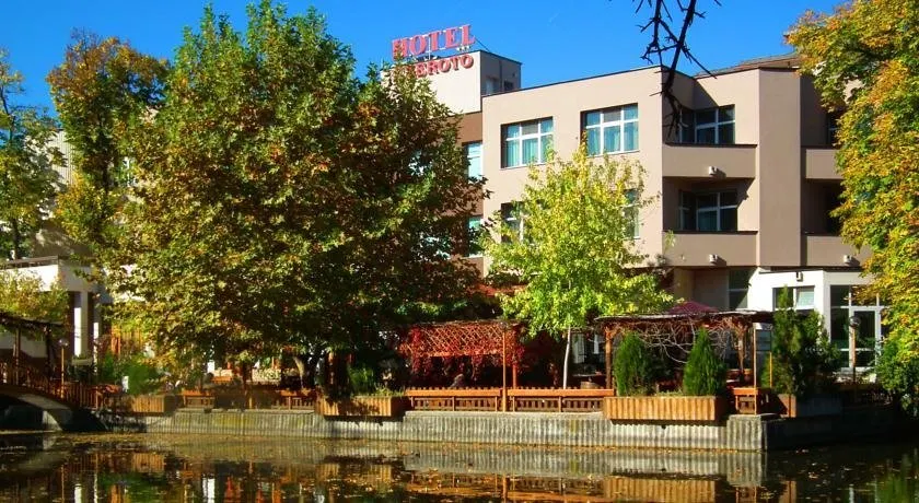 Hotel Ezeroto - Image 1